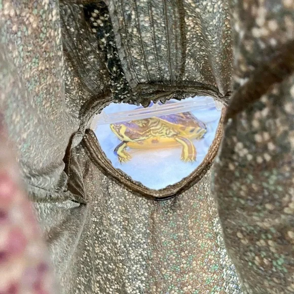 Faded glory sz-12/14, pheasant top- subtle colors, faux buttons, pleated bodice - Picture 16 of 16